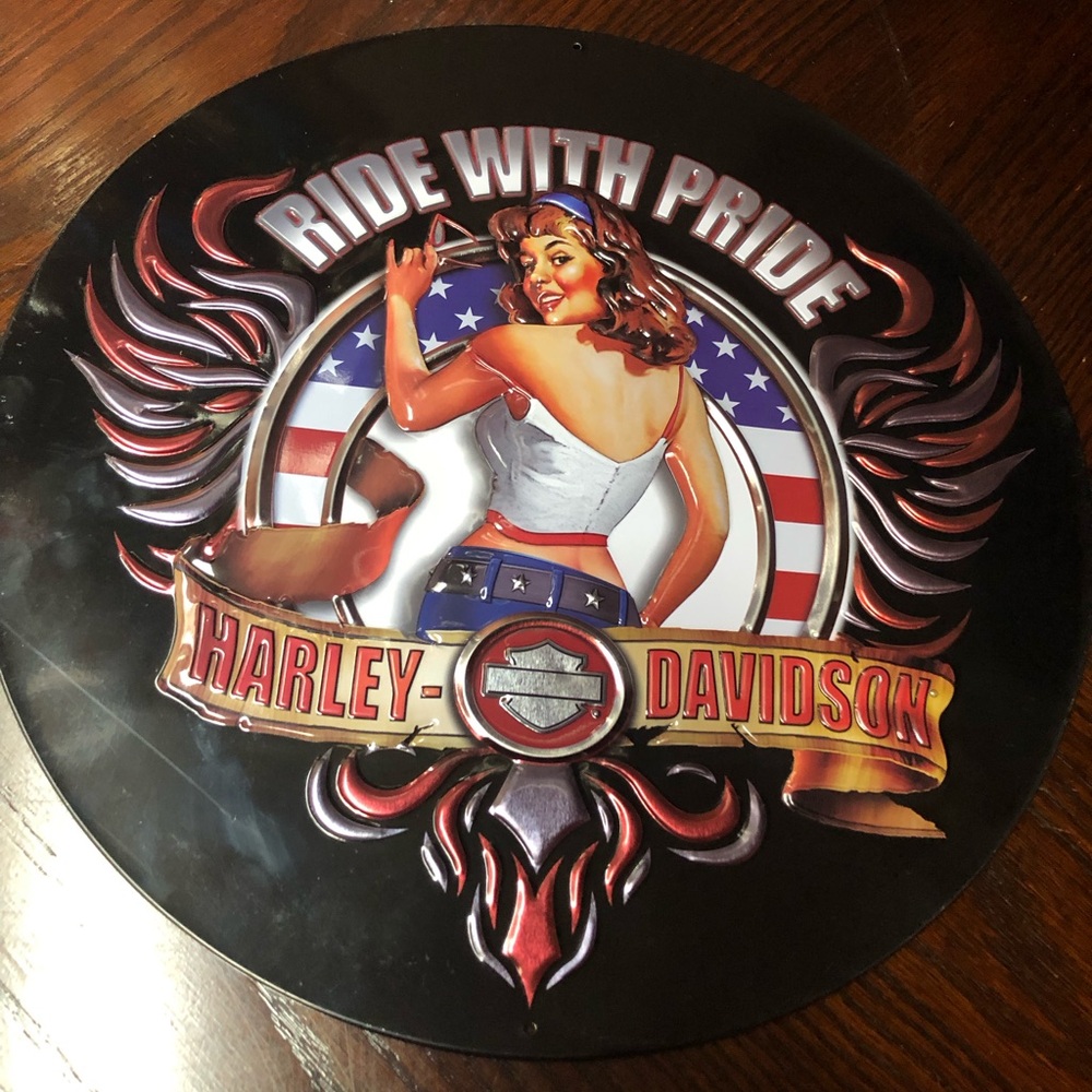 15inch Harley-Davidson Ride With Pride Wall Art - Picture 3 of 11